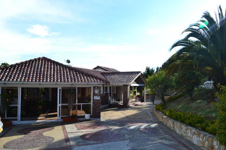 Miravalle Suites Paipa Exterior foto
